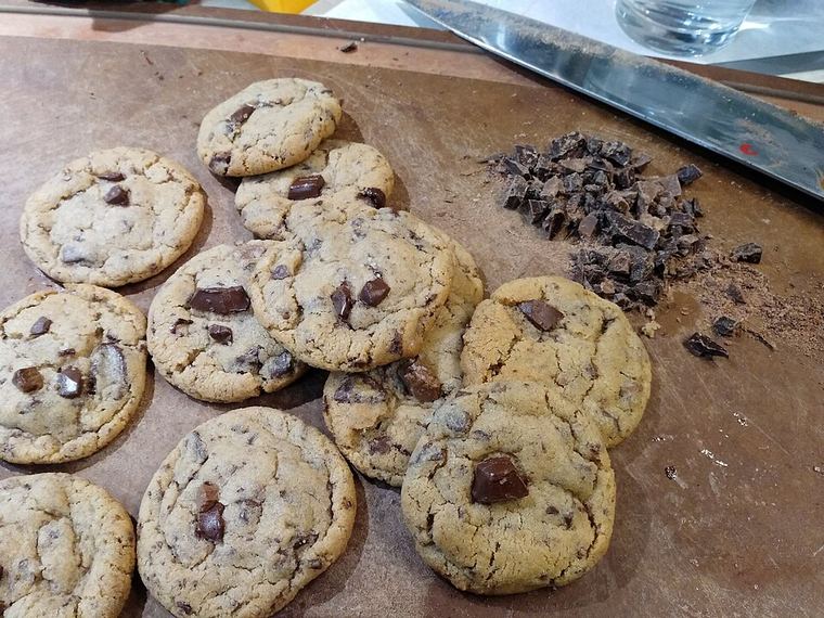 Crispy chocolate chip cookies.